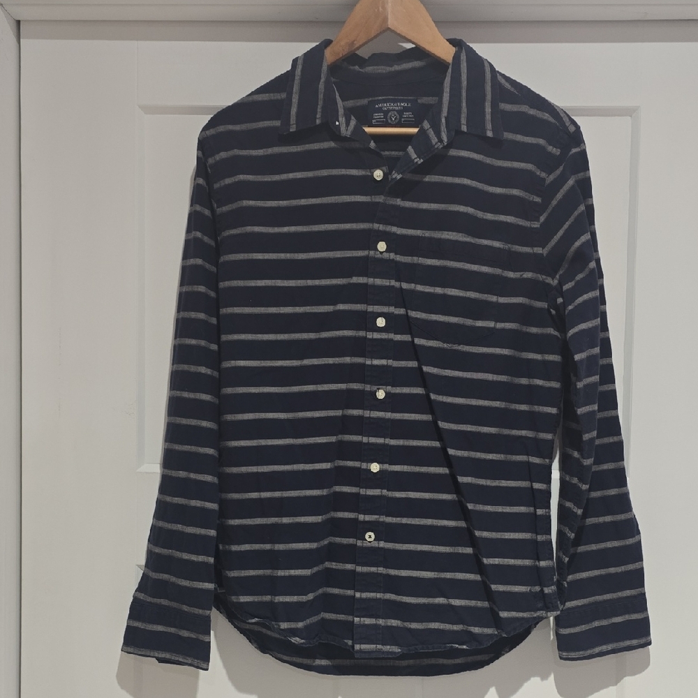 American Eagle Outfitters Men's Navy and Gray Striped Shirt